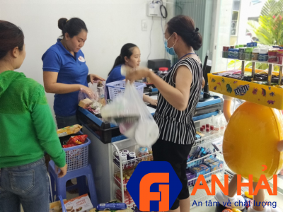 Giá kệ Siêu thị Tại Khánh Hòa 