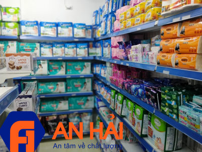 Giá kệ cửa hàng mẹ & bé tại Khánh Hòa