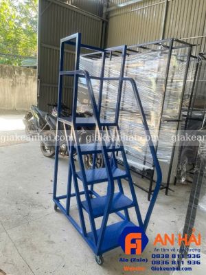 Xe thang lấy hàng 