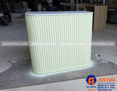 Bàn thu ngân lượn sóng