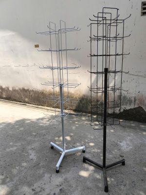 Kệ móc xoay trưng bày