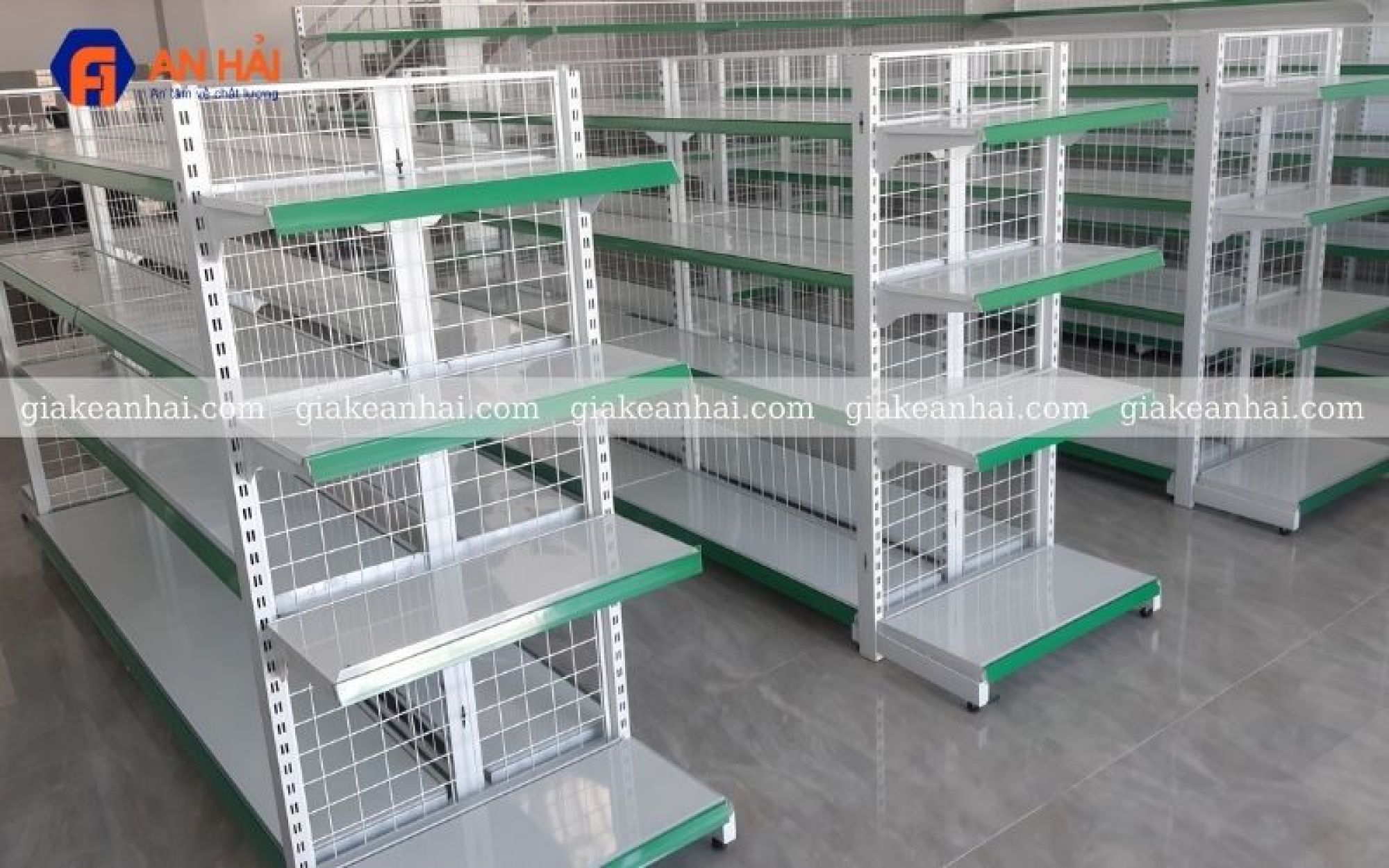 Kệ siêu thị lưng lưới ở Khánh Hòa | Báo giá mới nhất, mẫu mã đa dạng