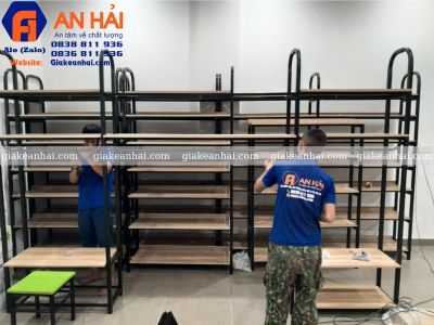 Kệ trưng b&agrave;y tại Ph&uacute; Y&ecirc;n gi&aacute; rẻ, đa dạng mẫu m&atilde;