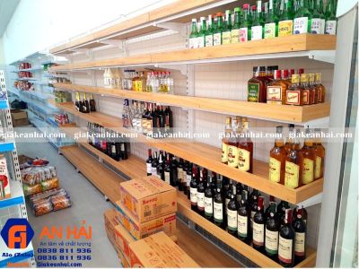 Kệ trưng b&agrave;y tại Đ&agrave; Lạt - B&iacute; quyết chọn mẫu kệ ph&ugrave; hợp cho c&aacute;c cửa h&agrave;ng