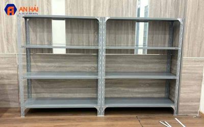 Cách chọn kệ sắt V lỗ phù hợp với kho hàng nhỏ tại các tỉnh miền Trung